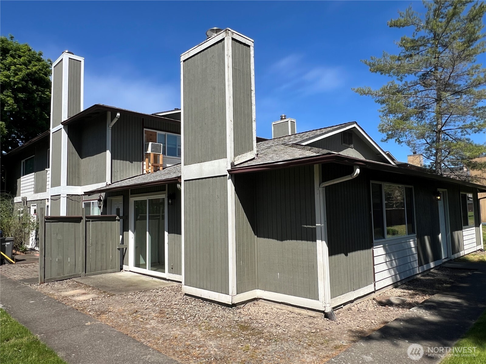 904 31st Street NE, Auburn, WA 98002