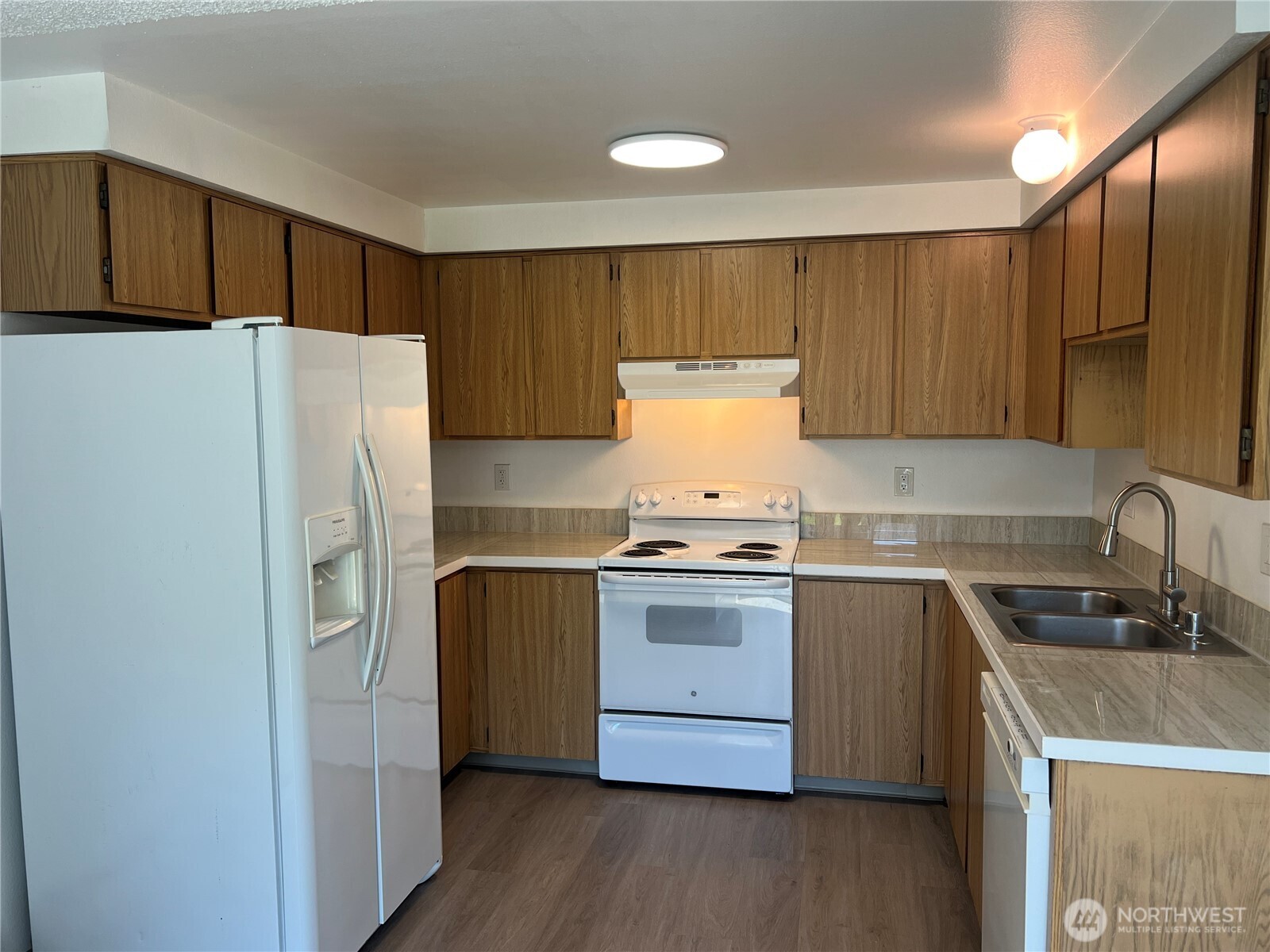 904 31st Street NE, Auburn, WA 98002
