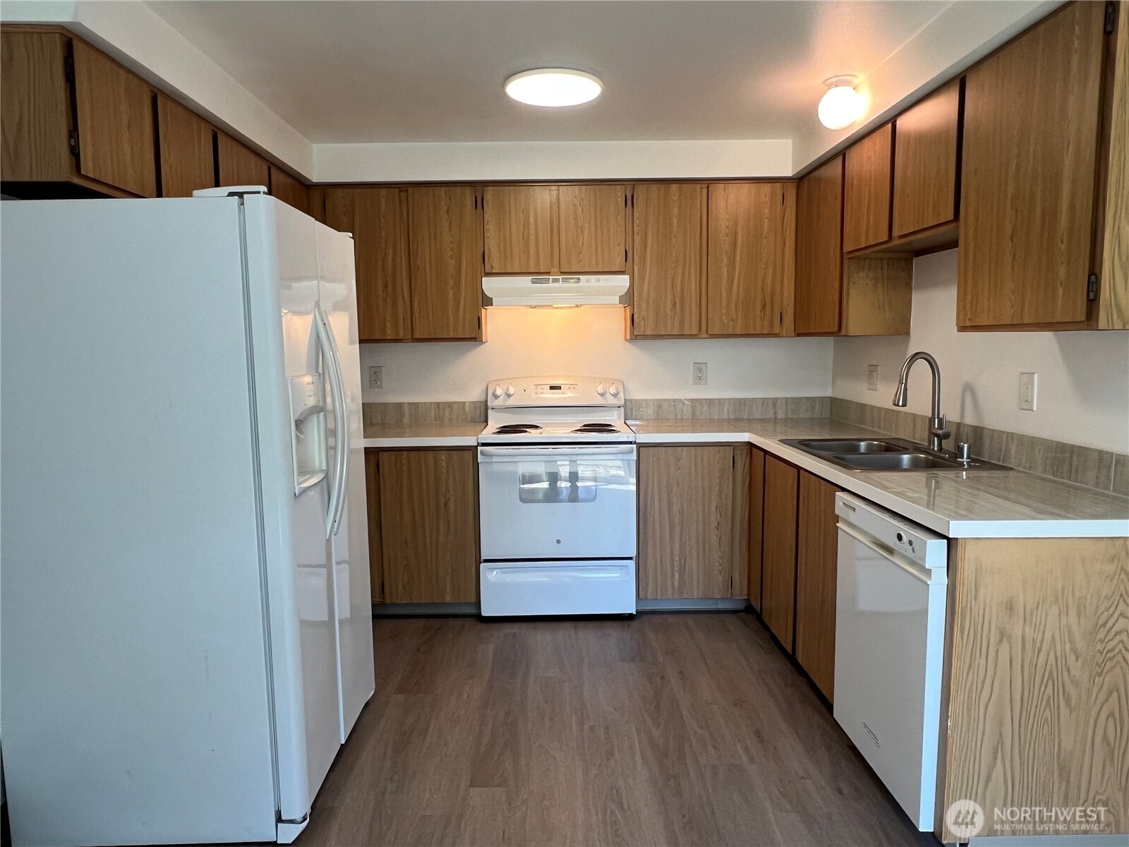 904 31st Street NE, Auburn, WA 98002