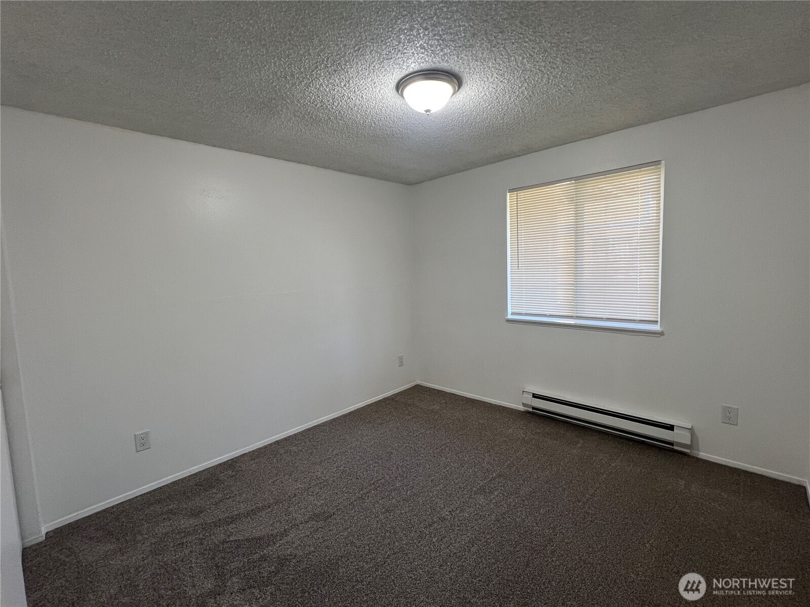 904 31st Street NE, Auburn, WA 98002