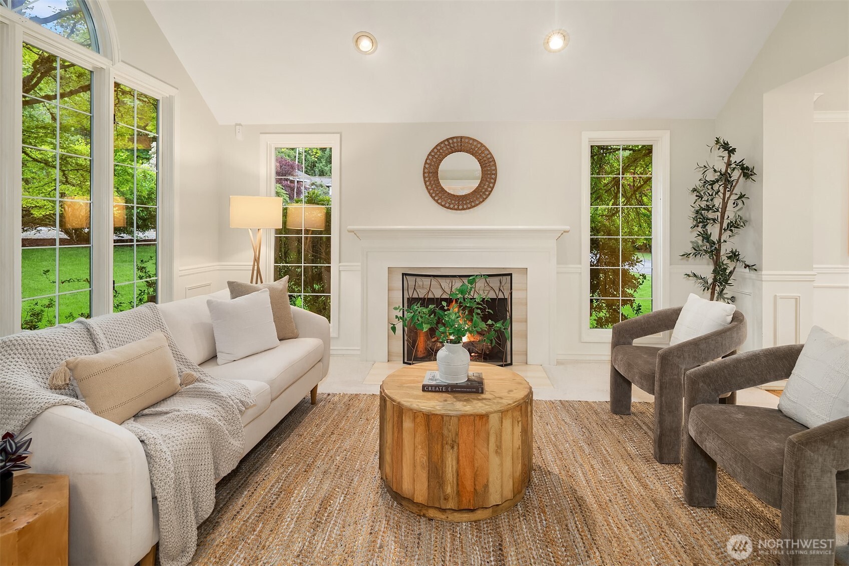 1308 233rd Avenue SE, Sammamish, WA 98075