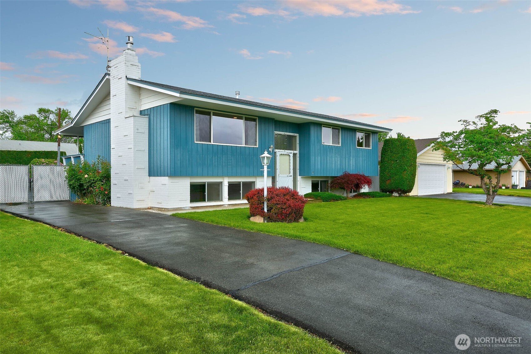 1208 S 28th Avenue , Yakima, WA 98902