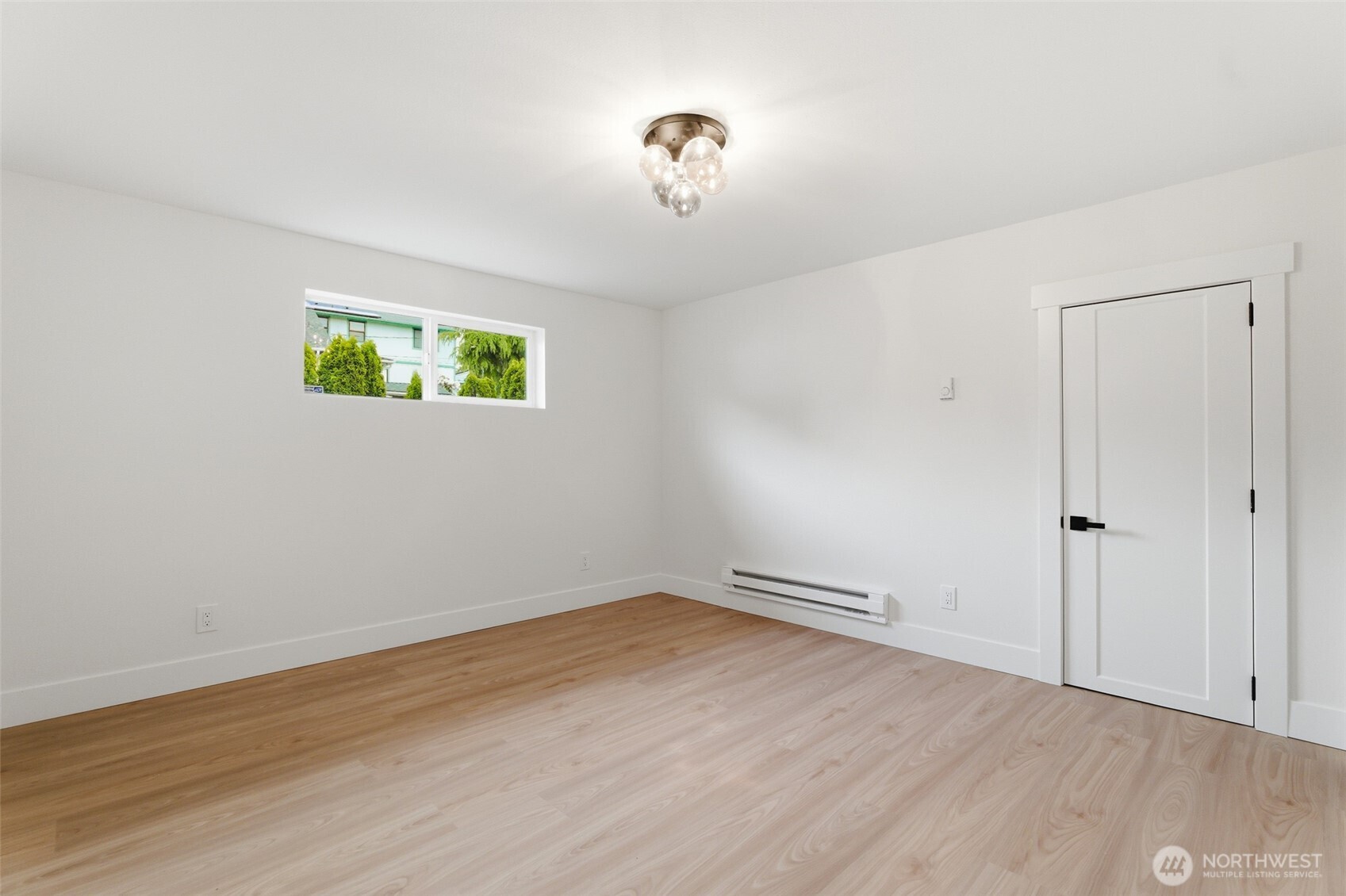 2012 E Gregory Street , Tacoma, WA 98404