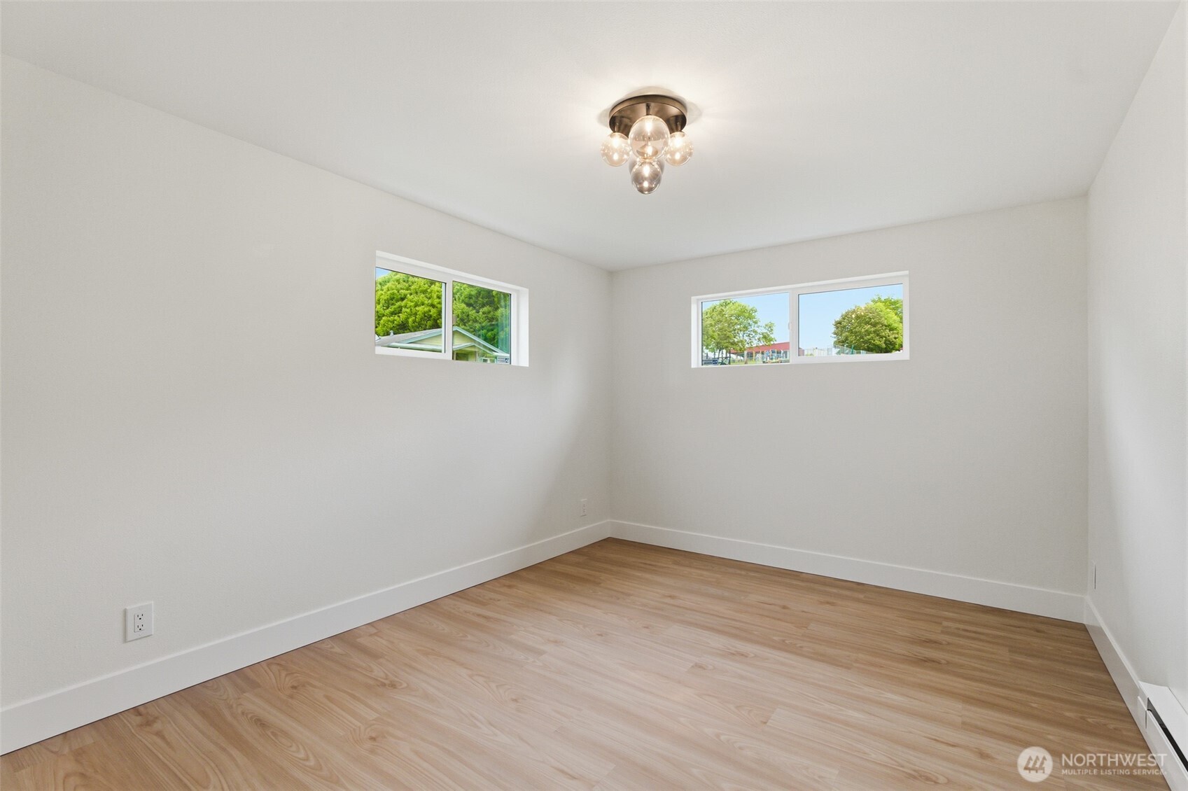 2012 E Gregory Street , Tacoma, WA 98404