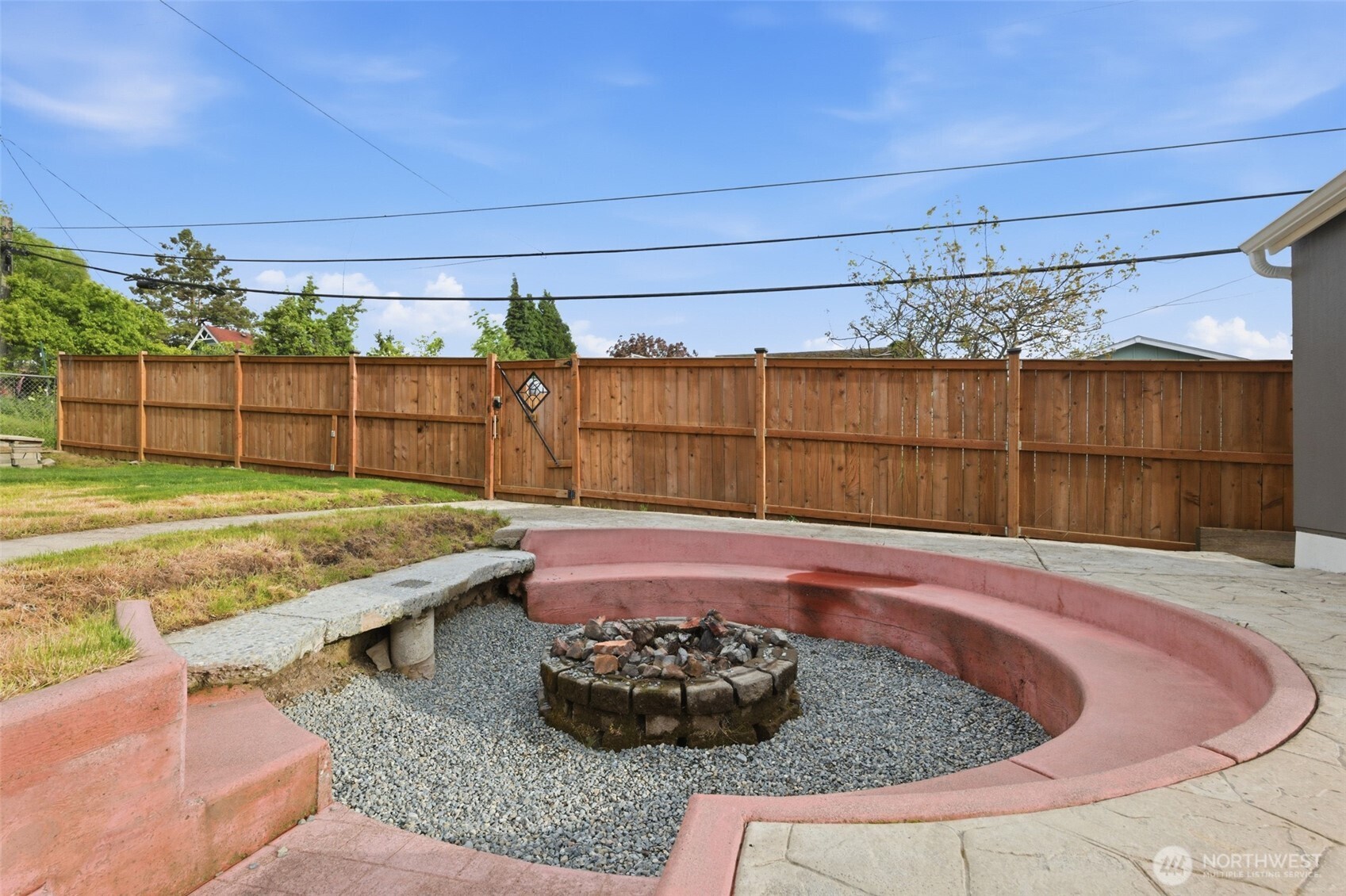 2012 E Gregory Street , Tacoma, WA 98404