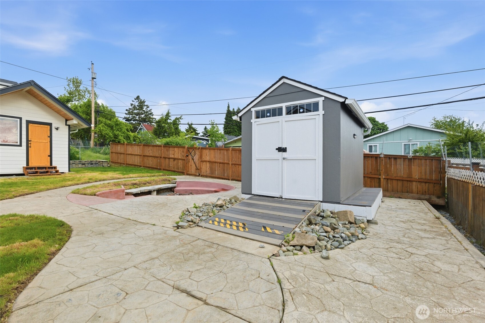 2012 E Gregory Street , Tacoma, WA 98404