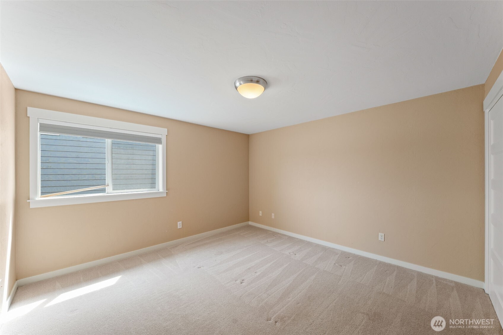 23832 N US Highway 101 , Hoodsport, WA 98548