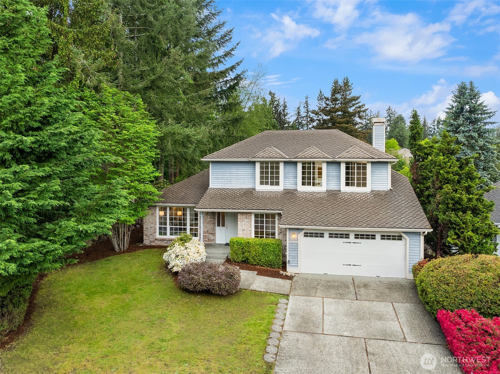 24346 SE 43rd Place , Sammamish, WA 98029