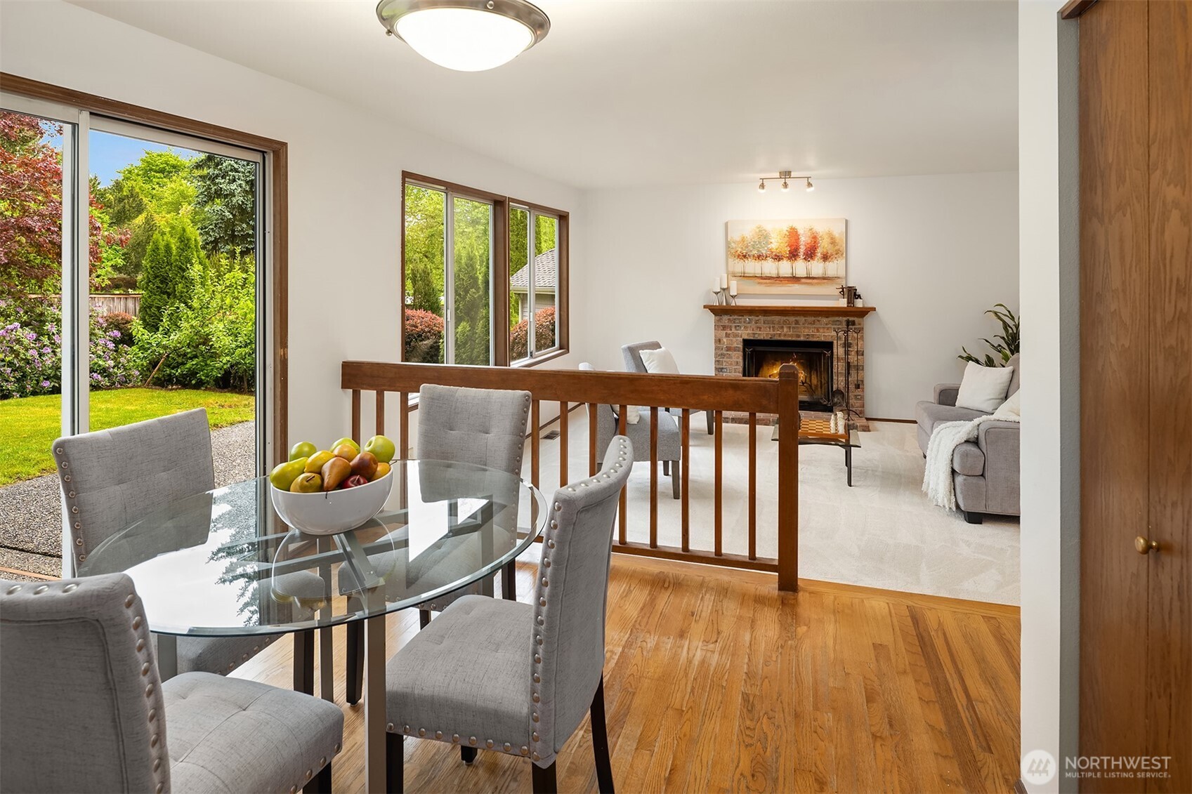 24346 SE 43rd Place , Sammamish, WA 98029
