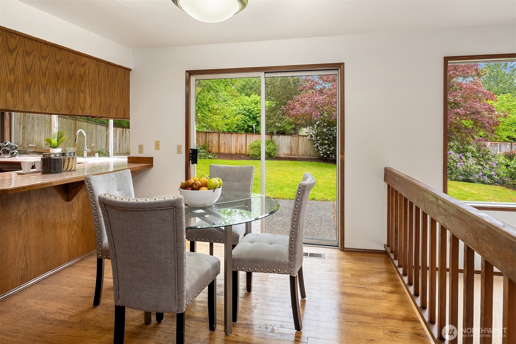 24346 SE 43rd Place , Sammamish, WA 98029