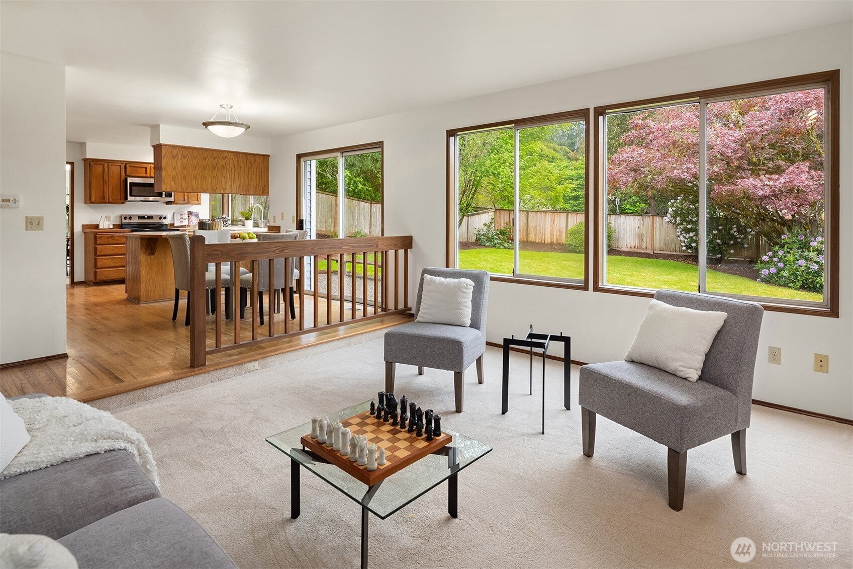24346 SE 43rd Place , Sammamish, WA 98029