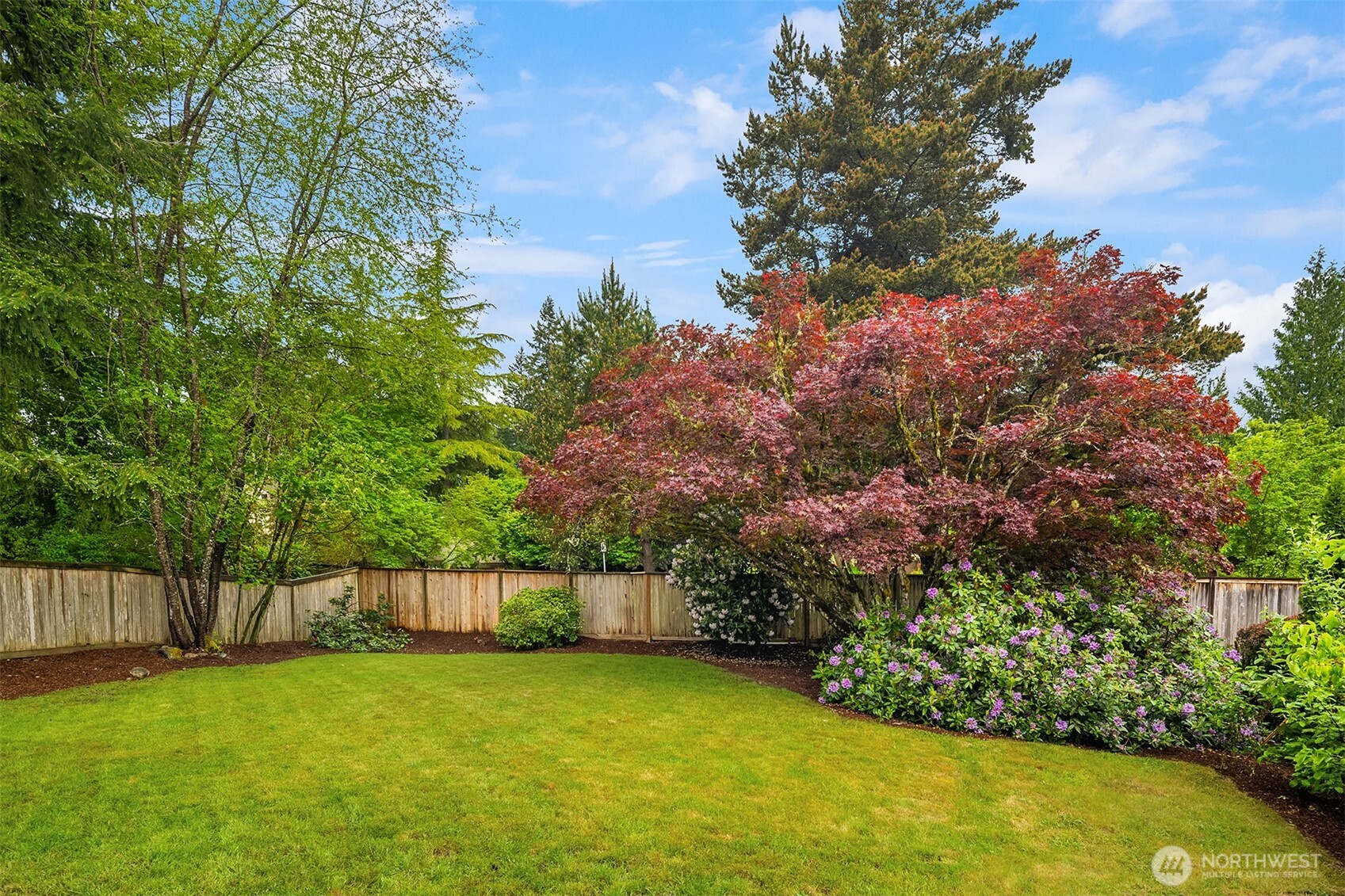 24346 SE 43rd Place , Sammamish, WA 98029