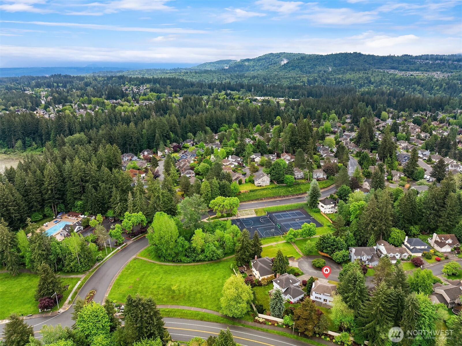 24346 SE 43rd Place , Sammamish, WA 98029