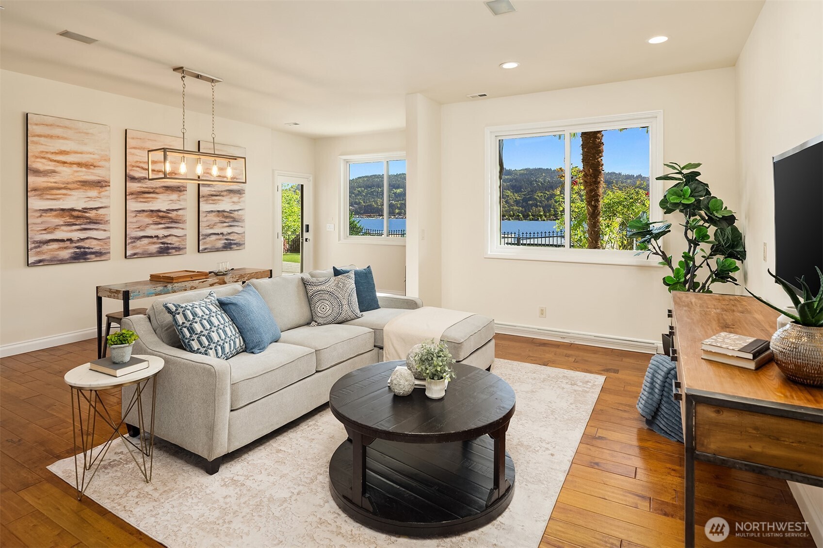 3921 202nd Place SE, Sammamish, WA 98075