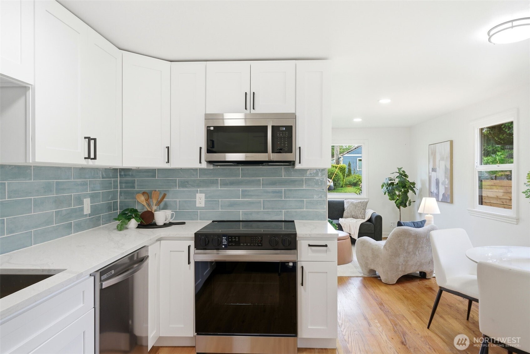 9723 Evanston Avenue N, Seattle, WA 98103