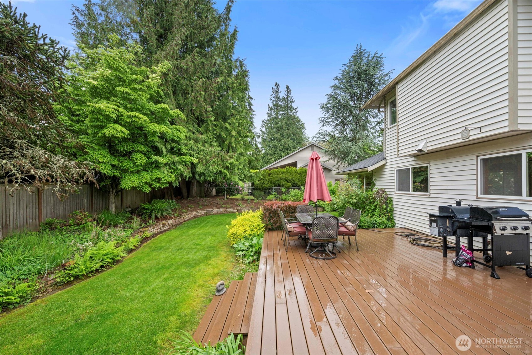 816 151st Place SW, Lynnwood, WA 98087