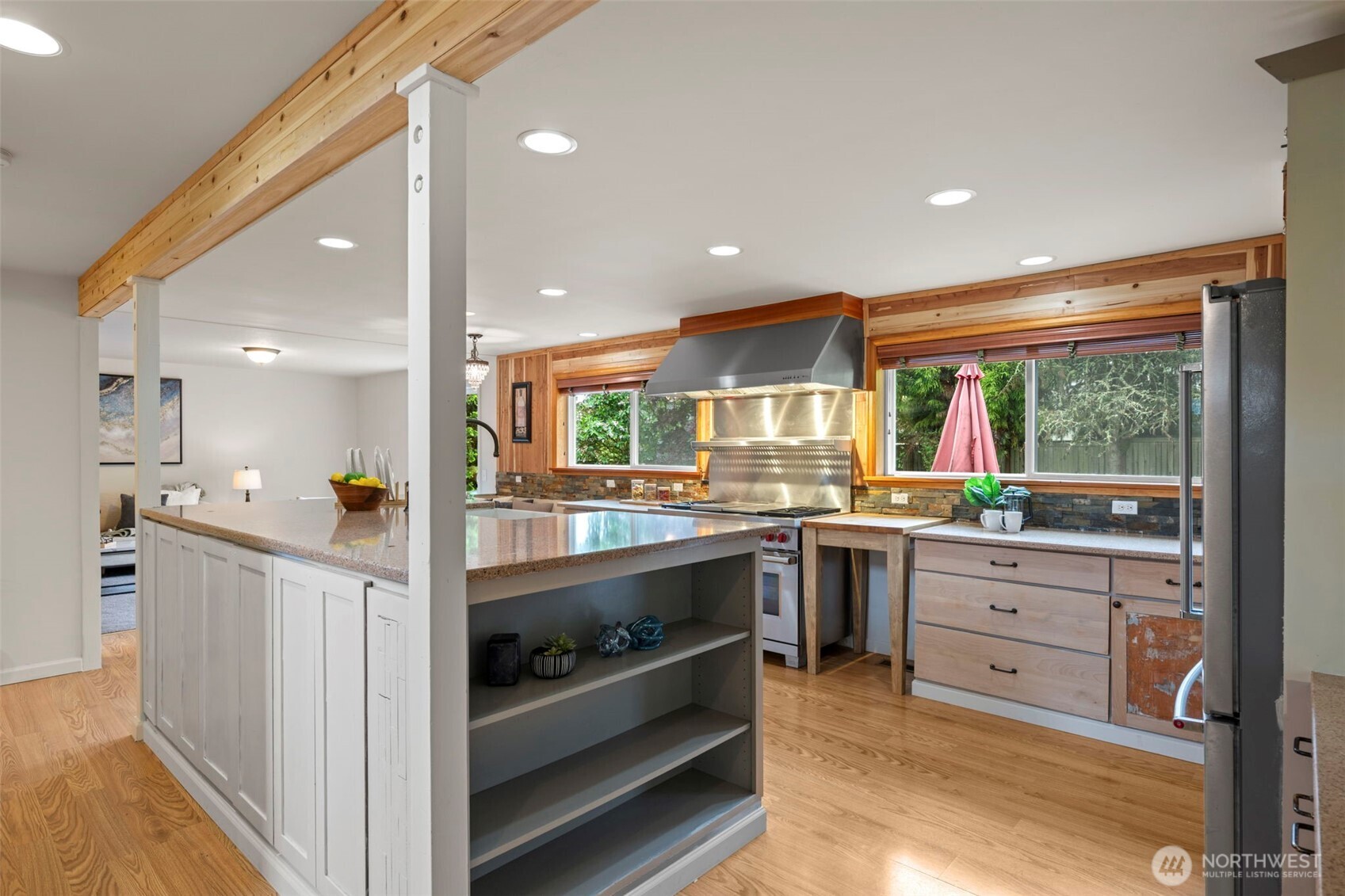 816 151st Place SW, Lynnwood, WA 98087