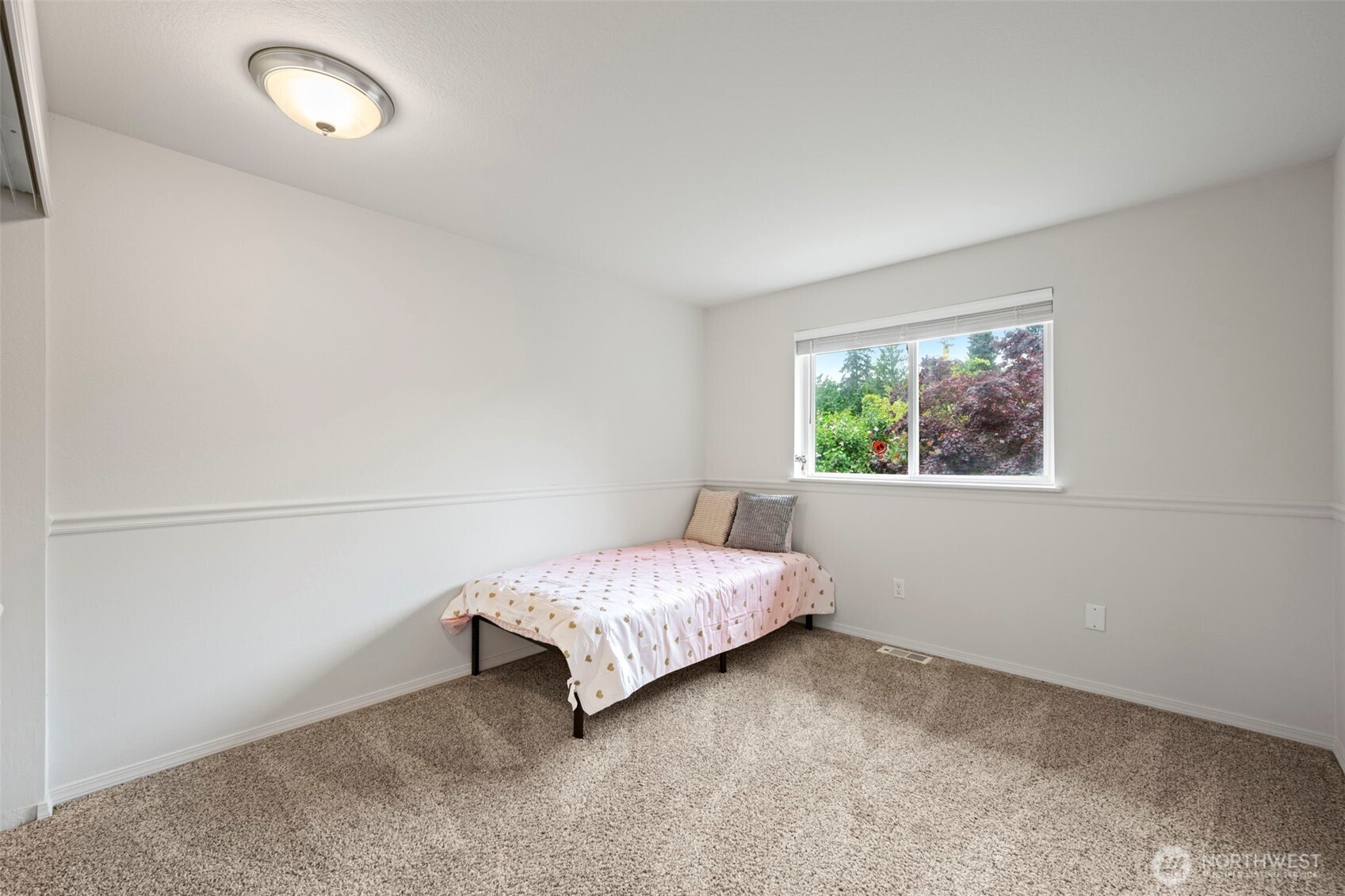 816 151st Place SW, Lynnwood, WA 98087