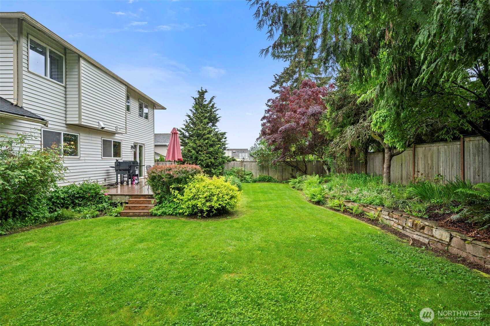 816 151st Place SW, Lynnwood, WA 98087
