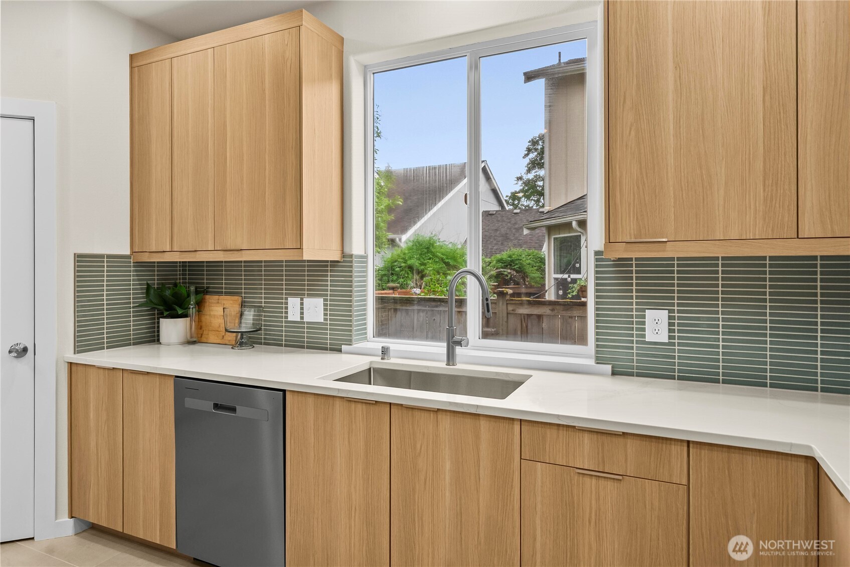 4938 Old Oak Street SE, Olympia, WA 98501