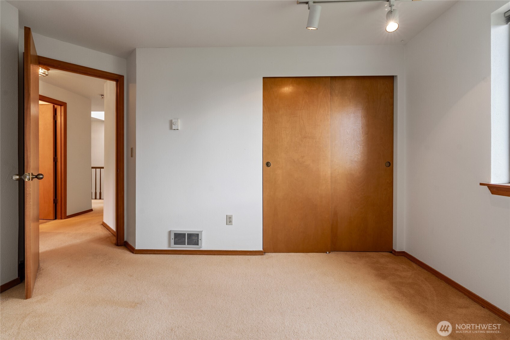 4701 Osprey Drive NE, Tacoma, WA 98422