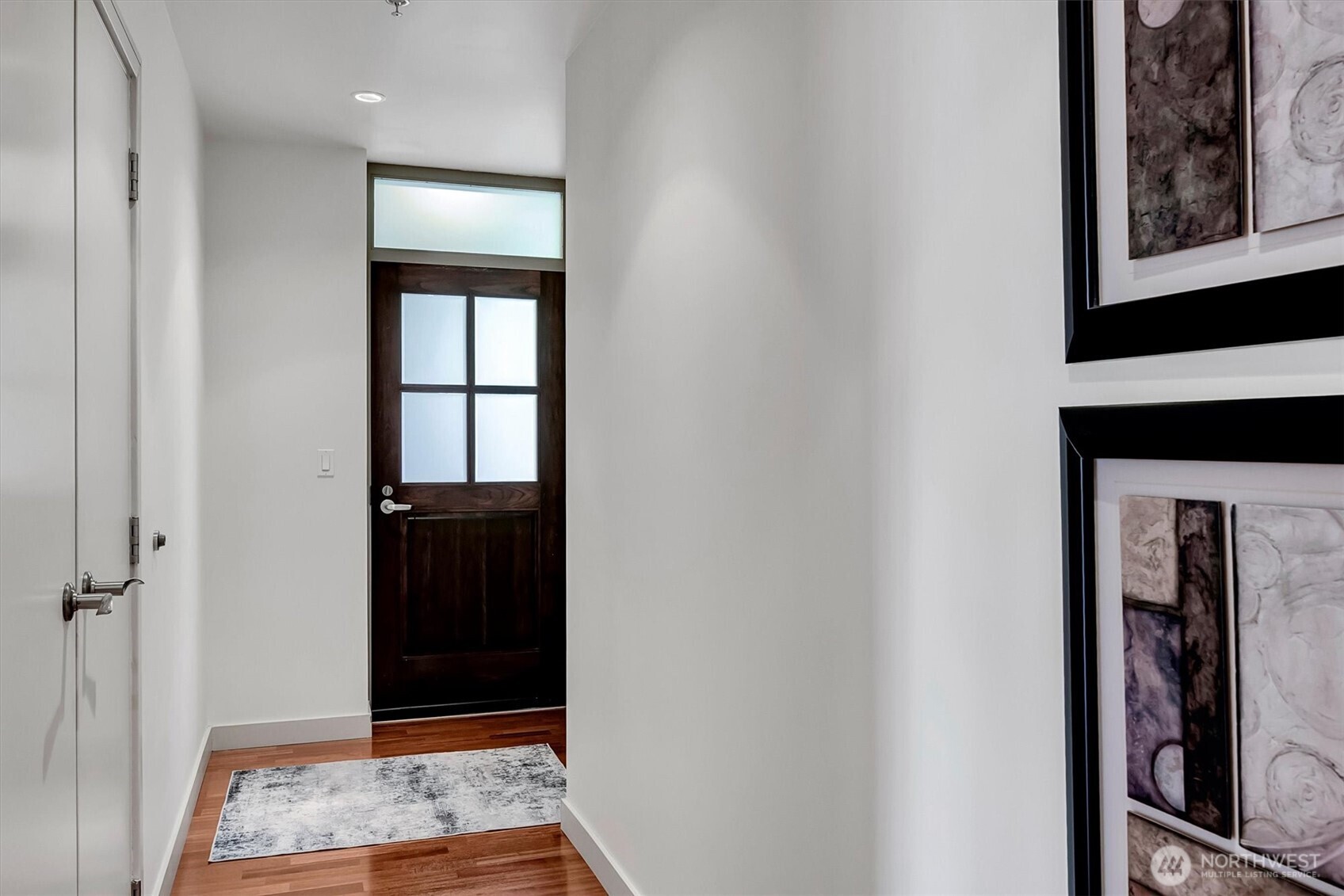 10610 NE 9th Place #400, Bellevue, WA 98004