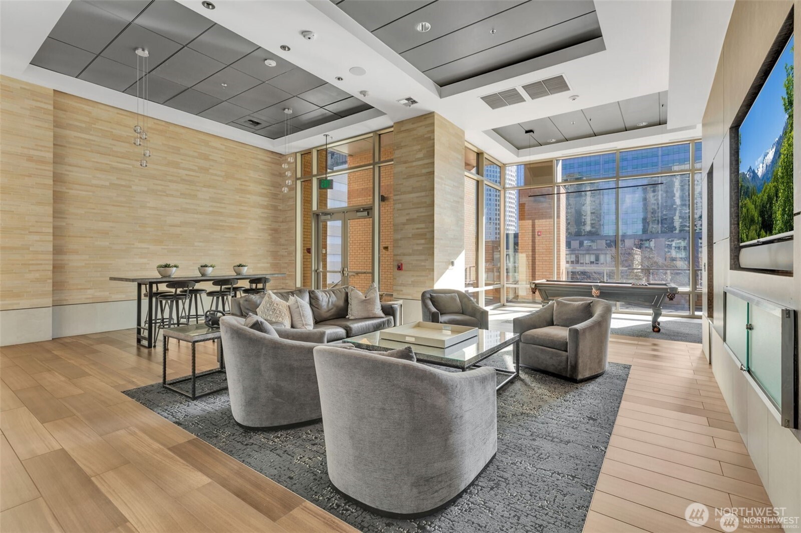 10610 NE 9th Place #400, Bellevue, WA 98004