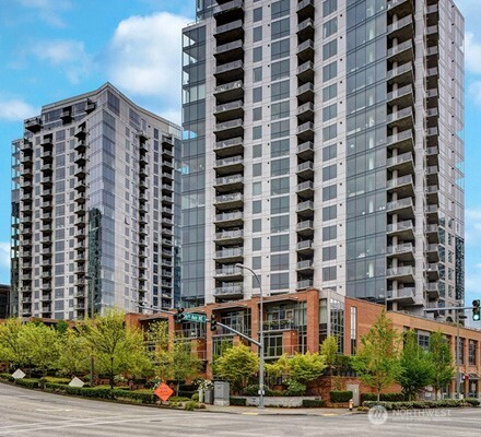 10610 NE 9th Place #400, Bellevue, WA 98004
