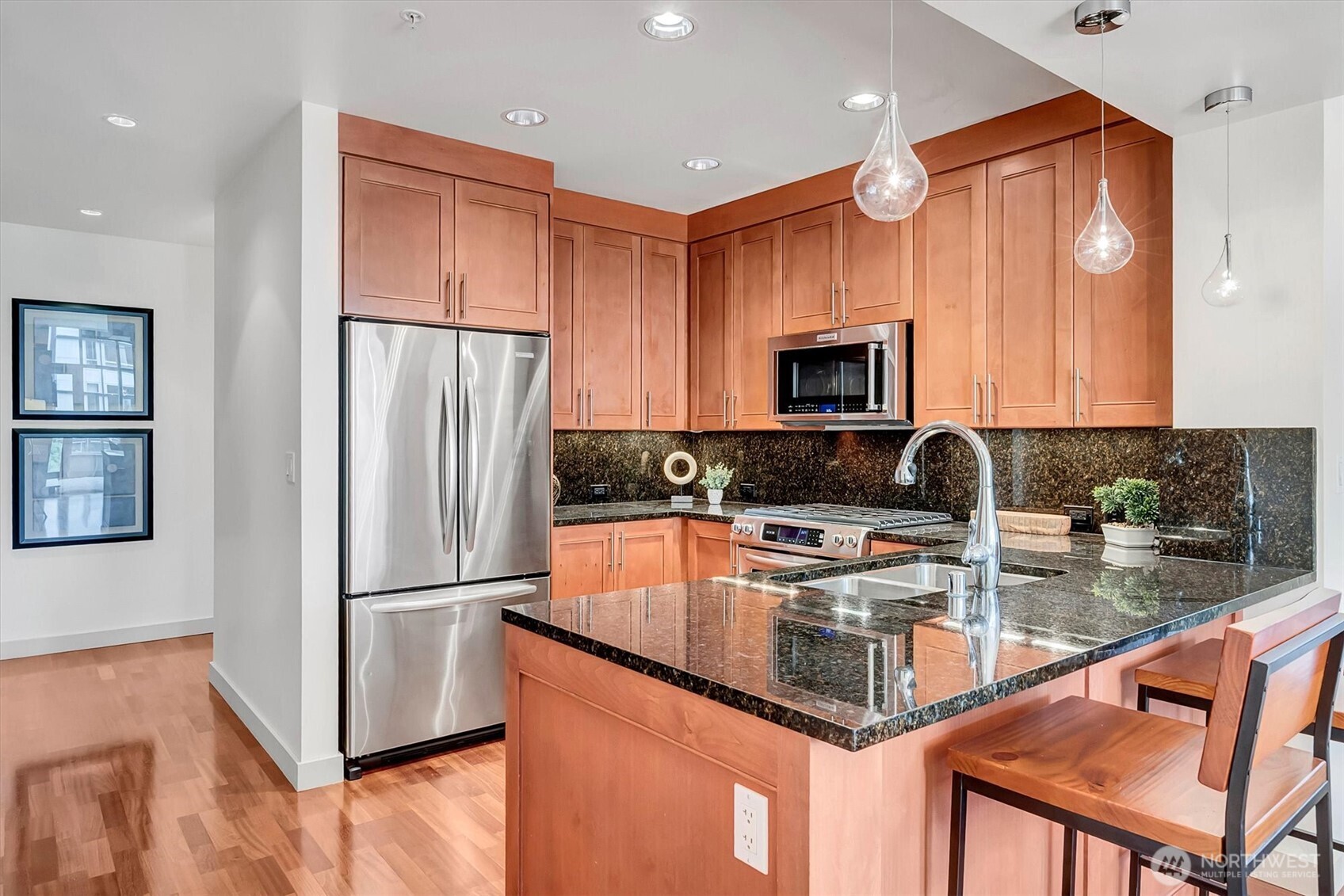 10610 NE 9th Place #400, Bellevue, WA 98004