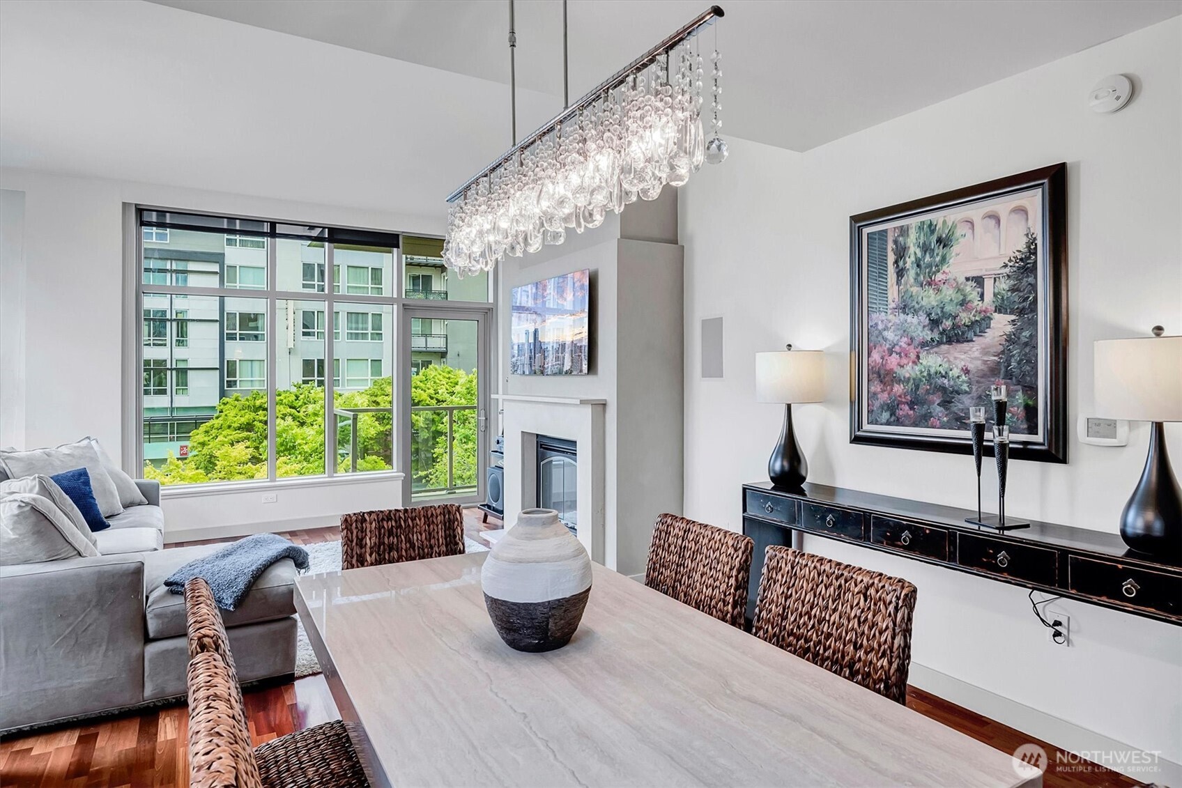 10610 NE 9th Place #400, Bellevue, WA 98004