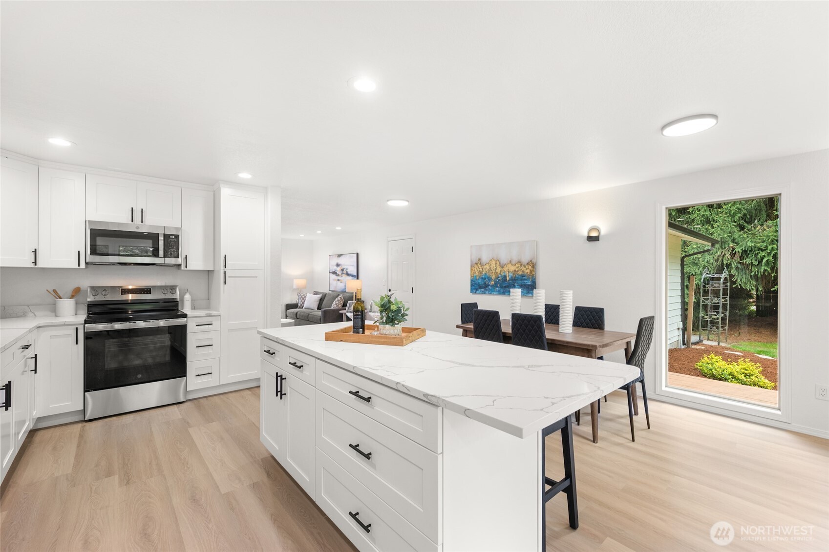 13232 36th Avenue W, Lynnwood, WA 98087