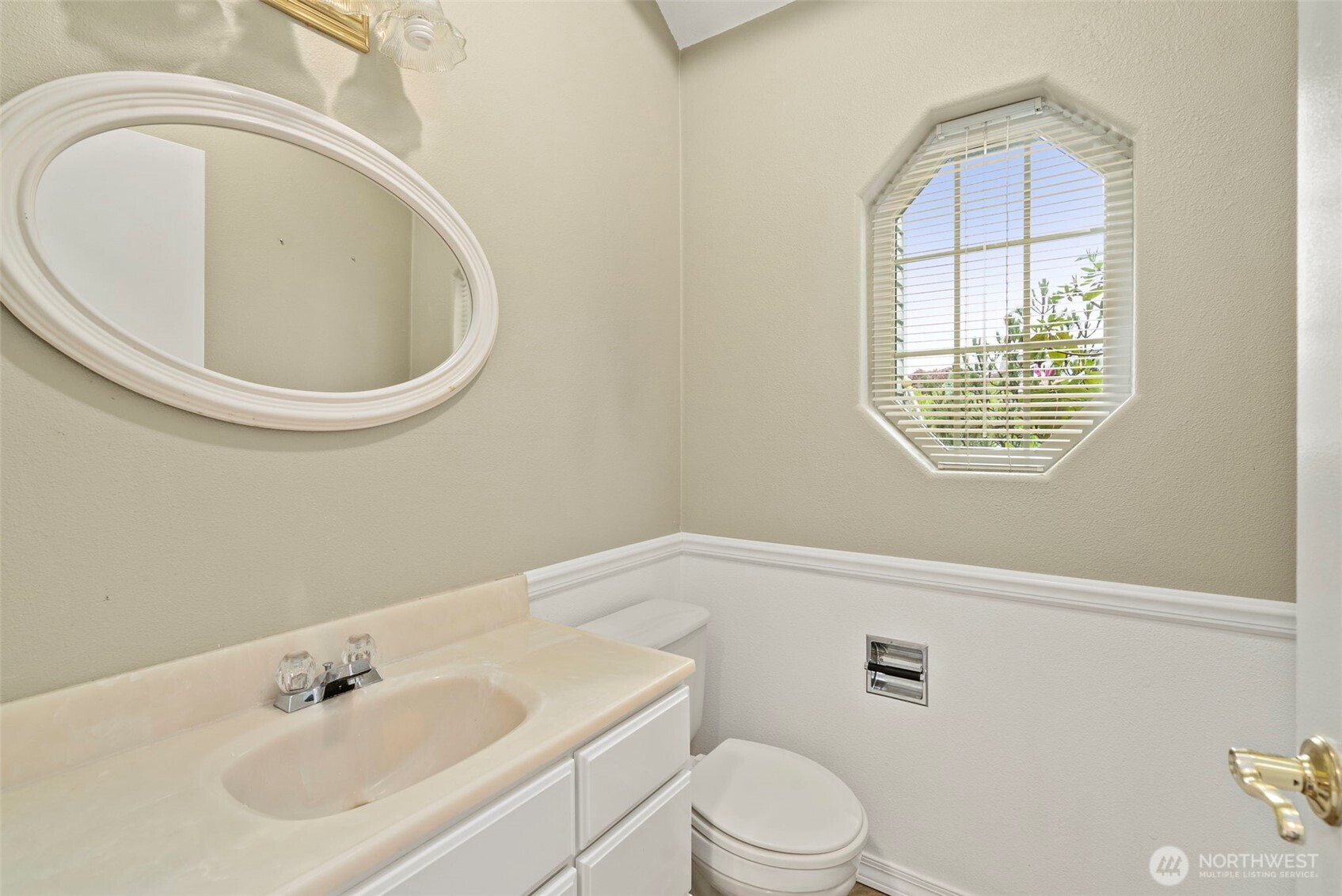515 Corrin Avenue NW, Orting, WA 98360