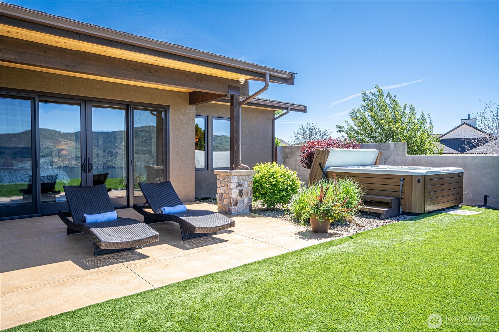 219 Corkscrew Lane , Manson, WA 98831