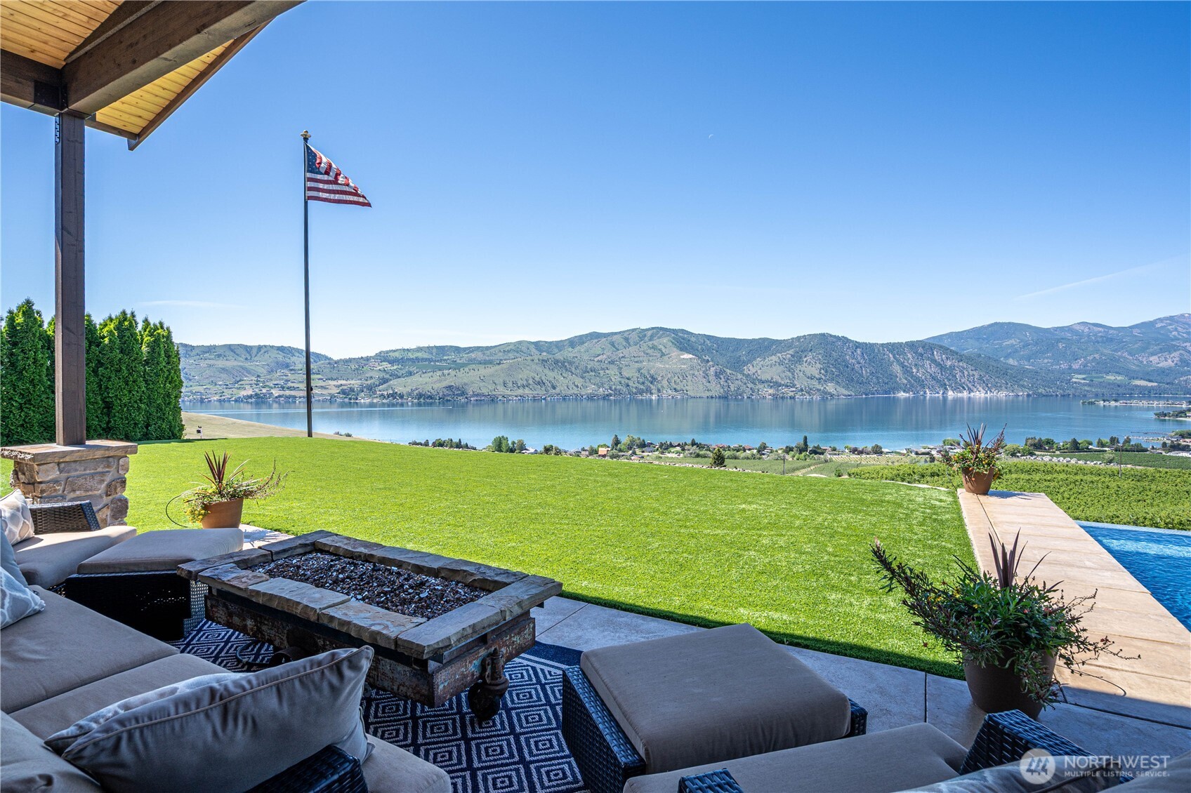 219 Corkscrew Lane , Manson, WA 98831