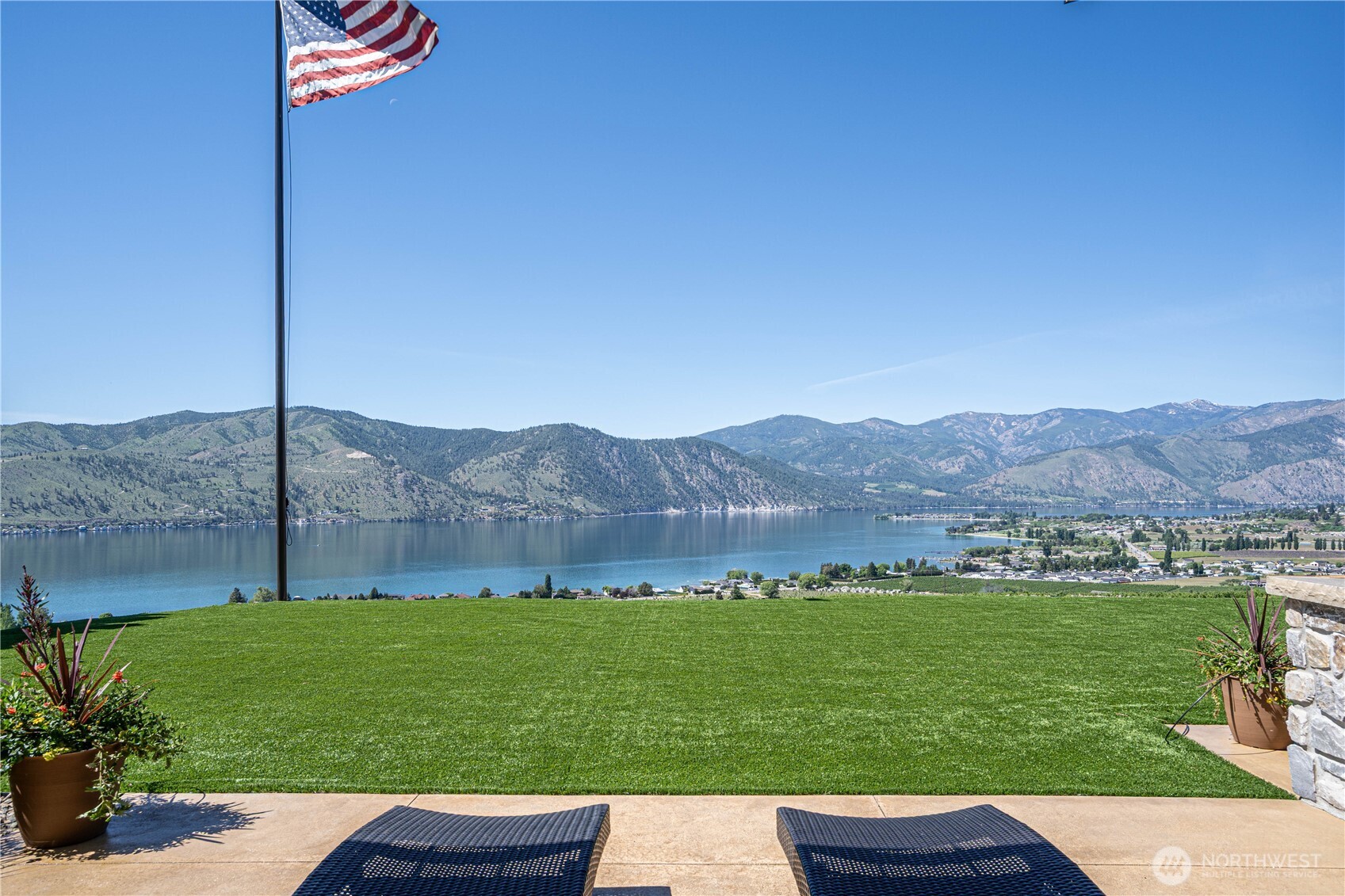 219 Corkscrew Lane , Manson, WA 98831