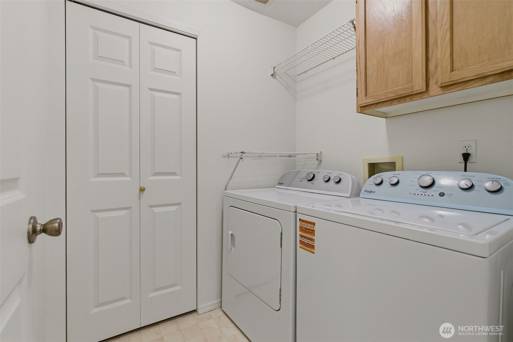 5400 Harbour Pointe Boulevard #G202, Mukilteo, WA 98275