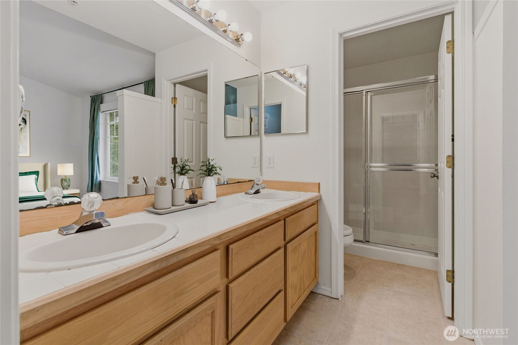 5400 Harbour Pointe Boulevard #G202, Mukilteo, WA 98275