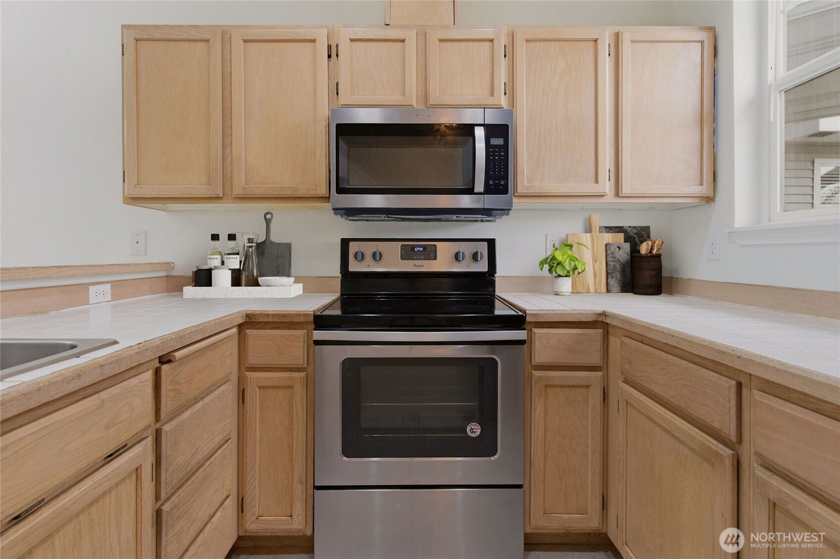 5400 Harbour Pointe Boulevard #G202, Mukilteo, WA 98275