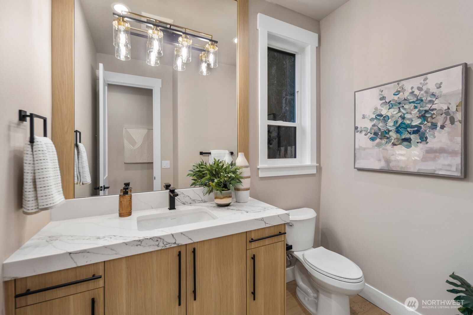 5012 114th Avenue NE, Kirkland, WA 98033