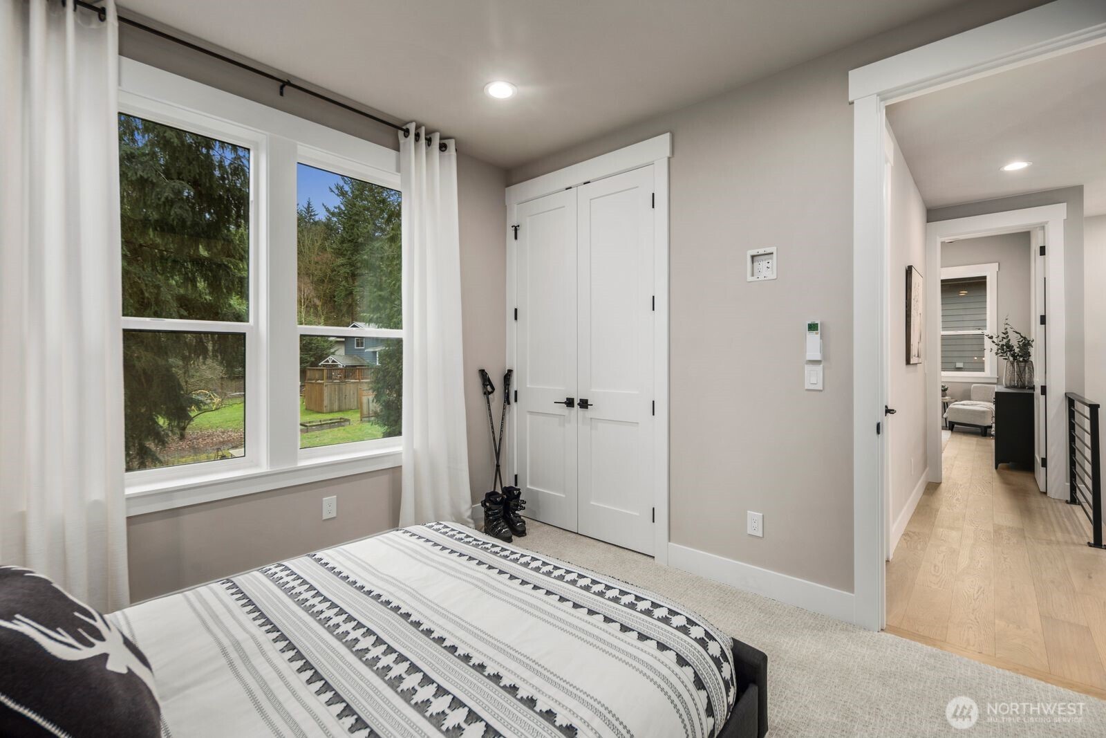 5012 114th Avenue NE, Kirkland, WA 98033