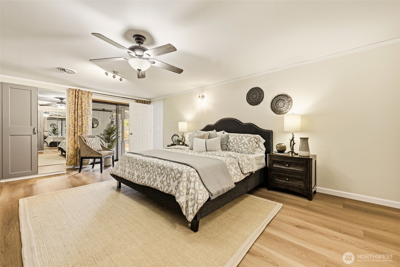 13009 6th Place SW, Burien, WA 98146