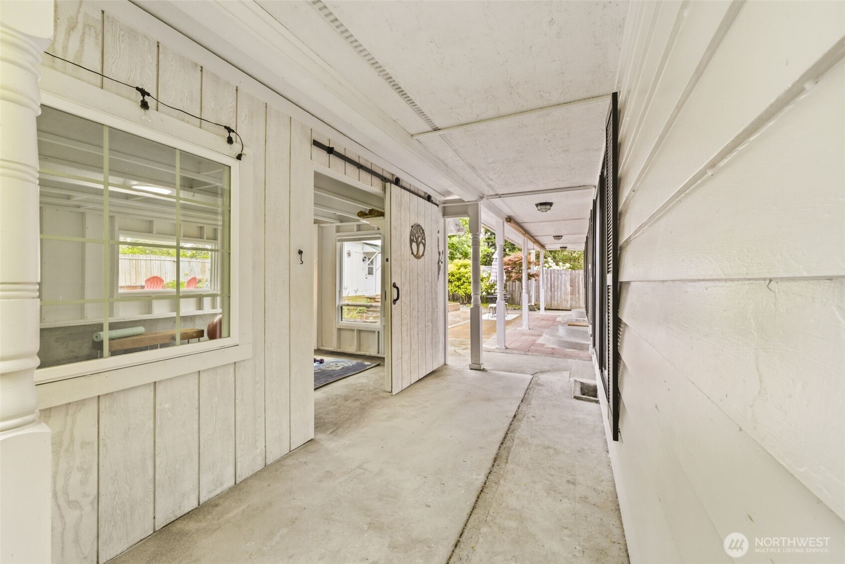 13009 6th Place SW, Burien, WA 98146