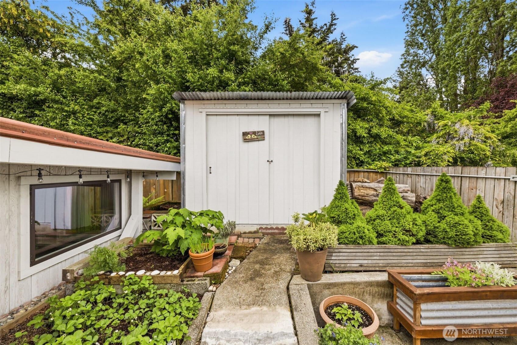 13009 6th Place SW, Burien, WA 98146