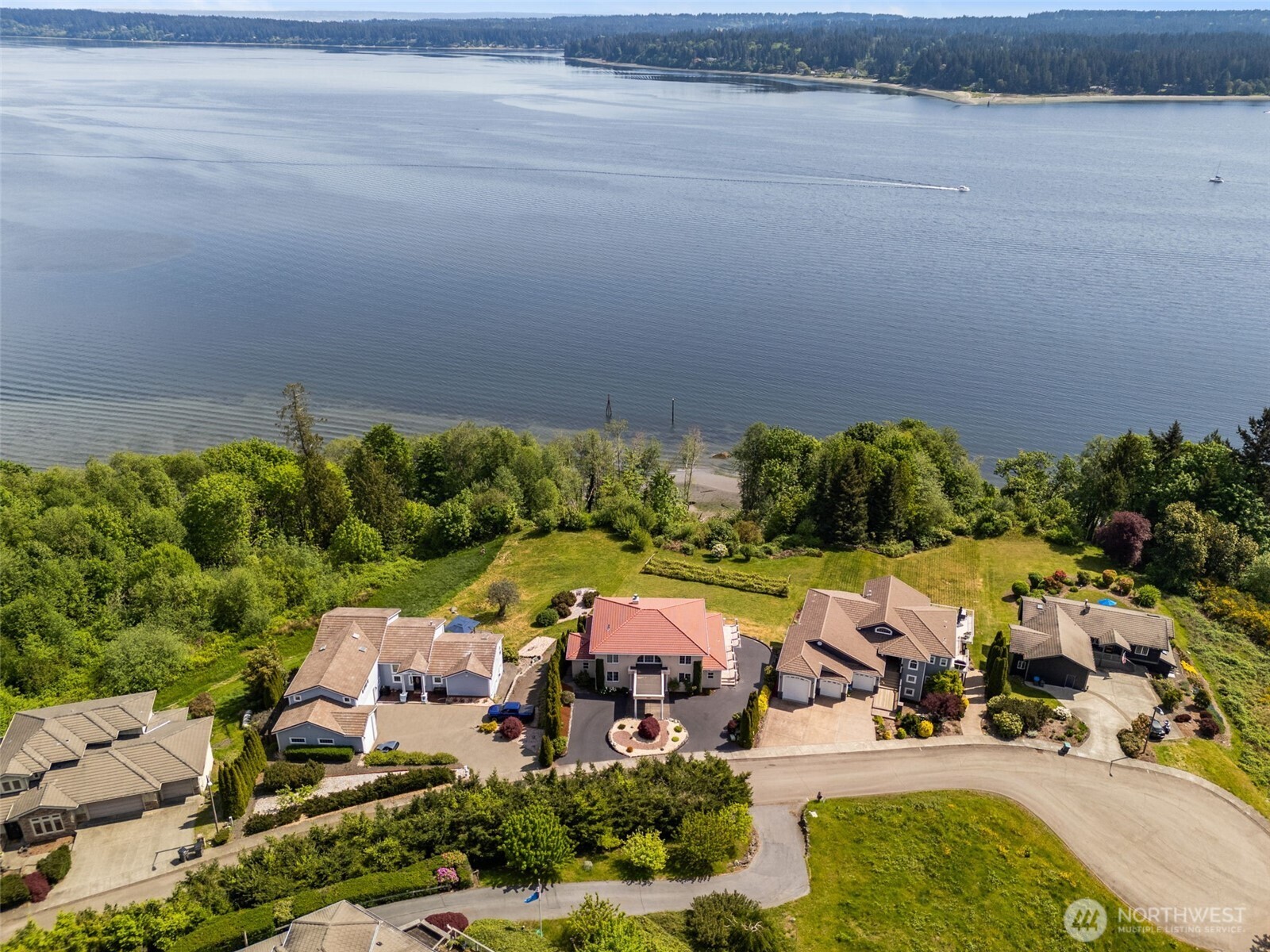 11182 Aquila Place NE, Poulsbo, WA 98370