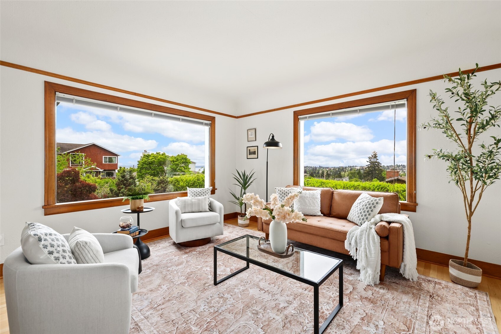 6716 37th Avenue SW, Seattle, WA 98126