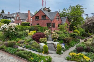 1403 2nd Avenue N, Seattle, WA 98109-3110
