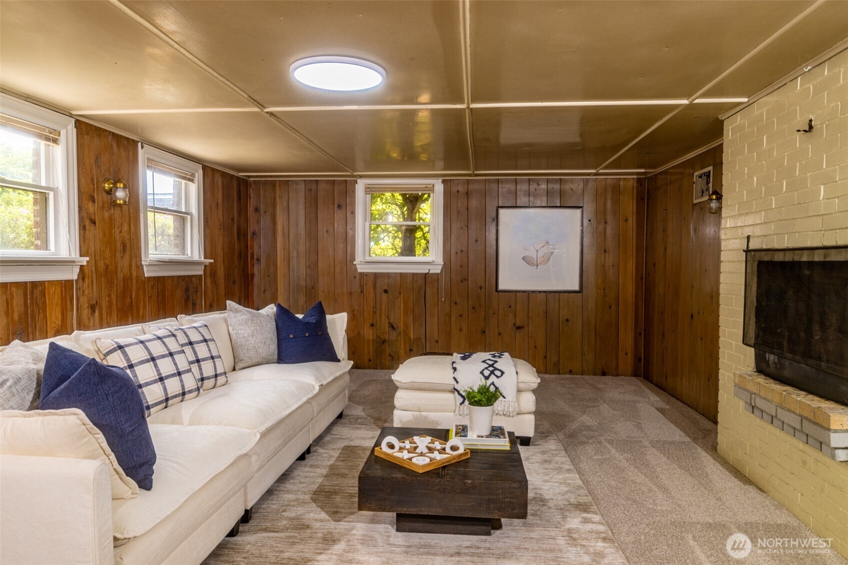 1403 2nd Avenue N, Seattle, WA 98109-3110