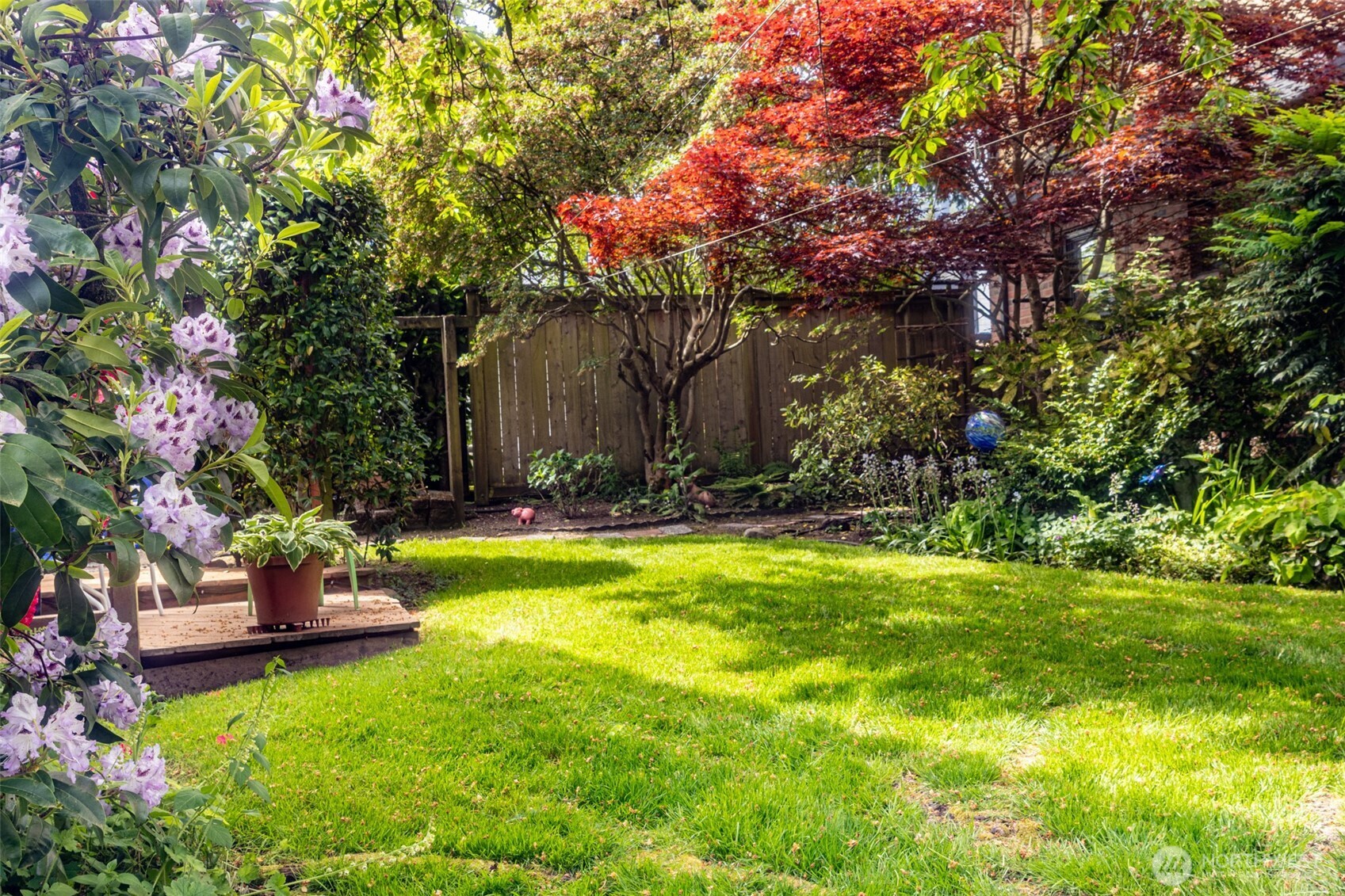 1403 2nd Avenue N, Seattle, WA 98109-3110