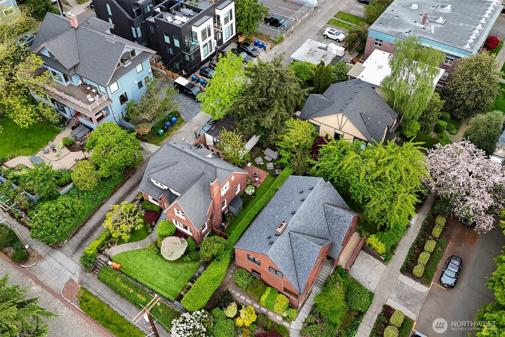 1403 2nd Avenue N, Seattle, WA 98109-3110