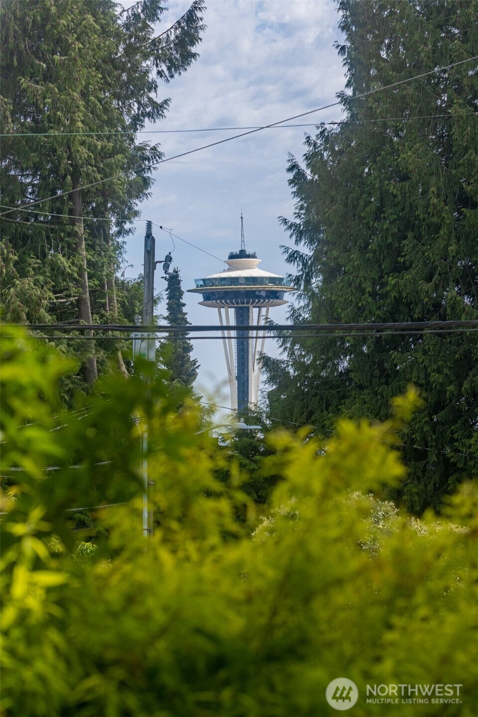 1403 2nd Avenue N, Seattle, WA 98109-3110